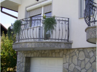 Ograje Dečman s.p. - Umetno kovaštvo in kovane ograje - Balkonske ograje - Primer sličice 102